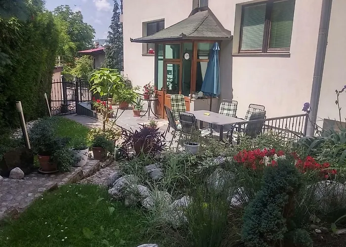 Peaceful Vacation & Garden 塞拉耶佛